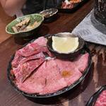 赤身とホルモン焼 のんき - 