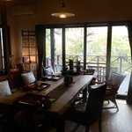 凛 - 食事は2部屋で、こちらメイン