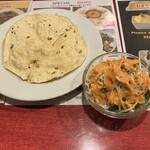 インド・ネパールレストラン プルナディープ - パパドとサラダ