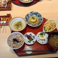 豆富料理と吟醸せいろ蒸し 八かく庵 大阪ステーションシティ店 - 