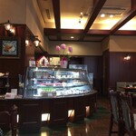 神戸にしむら珈琲店 中山手本店 - "神戸にしむら珈琲店中山手本店店内"