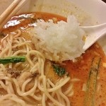 四川担担麺 阿吽 - スープに浸すと最高に旨い！