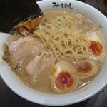 みそきん - 中太麺アップ