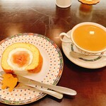森のらくだ - ケーキセット