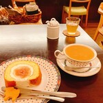 森のらくだ - 今日の席