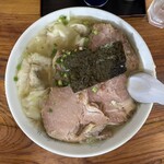 伊達屋 - 「塩雲呑麺（しおわんたんめん）」（1,230円）に「チャーシュウ」（380円）をトッピング