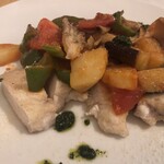 カフェダイニング O.F.F - チキンソテー〜野菜ソース〜¥1,320-