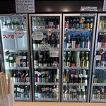 浅野日本酒店 - ずらーーーーりと並ぶ日本酒たち！見るだけでも楽しい宝庫！