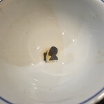 豚一頭清湯麺 - 完飲すると島﨑さんが