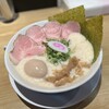 鶏そば唆る 南陽通店