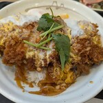 松のや - 親子チキンカツ丼、アップ