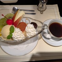 ル グラン - アラモードと食後のコーヒー