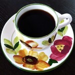 やすだ屋 - ドリンク写真:ヤスダブレンドコーヒー