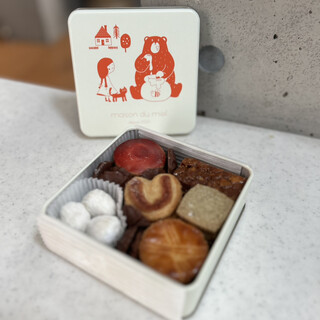 サロンドミエル maison du miel