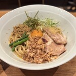 石窯のある洋風酒場 BUOONO! - ランチ限定油そば
