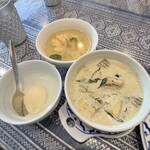 ペンタイ - ✅グリーンカレーセット¥990！
            　※スープ、ライス、デザート付き