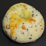 はなもぐベーグル - 枝豆黒ゴマチーズ