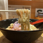 Yakiago Shio Ramen Takahashi Shinjuku Hon Ten - コシのある細麺。