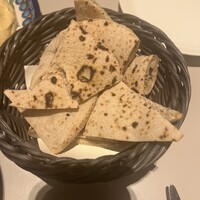 Trattoria Tabule - ピタブレッド