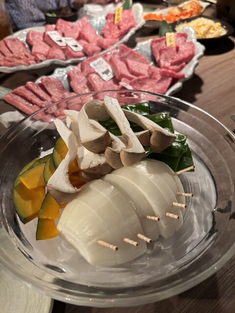 Mizu Shichirin Sumibi Yakiniku Kitahama Nikuya photo 3
