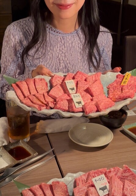 Mizu Shichirin Sumibi Yakiniku Kitahama Nikuya