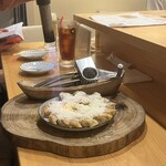 牛タンとマグロとクリスピー餃子 ひまわり［海］ - 