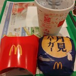 マクドナルド - ドリンク写真:月見バーガーセット