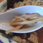 ケンチャンラーメン - メンマ　細切りです