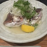 大衆居酒屋楽市 - 鯛のあら酒蒸し衝撃の180円