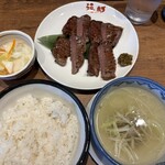 仙台牛タン福助 - 料理写真: