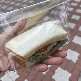 高級食パン専門店 王道の王道_2