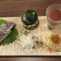 上六ワイン - 前菜盛り合わせ