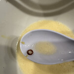 らーめんMAIKAGURA - ほんの少しの唐辛子が、全体のバランスをとっているなんて、全く気付かない。