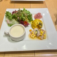 Osteria UVA RARA 横浜 - 