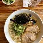 中華蕎麦 春馬 - ホロホロのチャーシュー美味っ❤️❤️❤️❤️