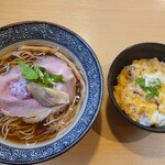 地鶏と伊勢海老 中華そば 頑 - 
