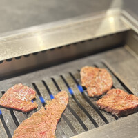 肉 希々 - 