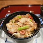 KOBAYASHI - スペシャリテ きのこをアヒージョ風にしたもの
      