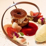 スペシャリティレストラン マルメゾン - いちじくとナッツのパリ・ブレスト