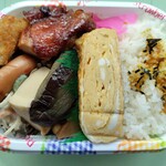 フードショップヒライ - 料理写真:400円のお弁当。美味しくて、ずっしり。