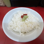 ラーメン 杉田家 - ニンニクと豆板醤を乗っけてー