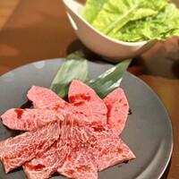 焼肉 それいけ精香園 - 尾崎牛プレミアムロース＆尾崎牛ロース