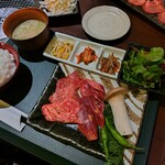 本町肉倶楽部 tongue be - 焼肉定食110g