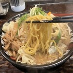 みそら - 麺リフト