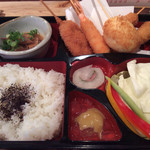 ぎふや本家 - お昼の松花堂弁当1000円