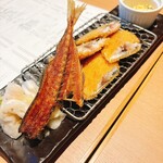 貝・刺身専門店 しらはら 横浜金港町 - 