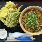 そばうどん処 尼子 - 天ぷらそば（温）