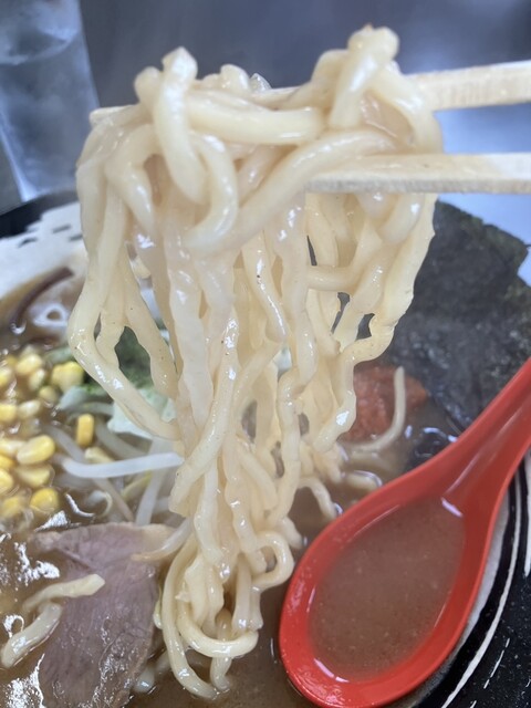 横浜家系ラーメン 貴一（きいち） - 赤湯（ラーメン）の写真