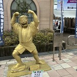 吟八亭 やざ和 - 両さんが あっちゃこっちゃ 居る