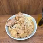 ラーメン二郎 - 小ラーメン少なめニンニクスコシアブラ